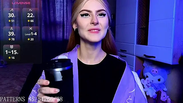 Snapshot of Emily__Mooree chatting on 03.22.25 Emily Mooree online show from 03.22.25