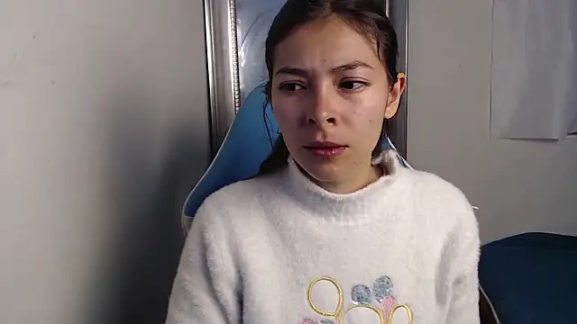 Snapshot of Aleska_Miami chatting on 09.10.25 Aleska Miami online show from 09.10.25