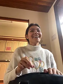 Snapshot of Aleska_Miami chatting on 09.29.25 Aleska Miami online show from 09.29.25