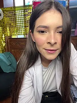 Snapshot of Aleska_Miami chatting on 06.18.26 Aleska Miami online show from 06.18.26