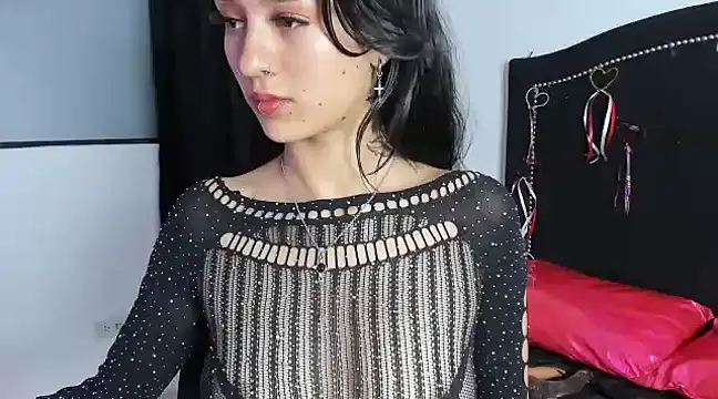 Snapshot of Cleo_Hott chatting on 02.20.25 Cleo Hott online show from 02.20.25