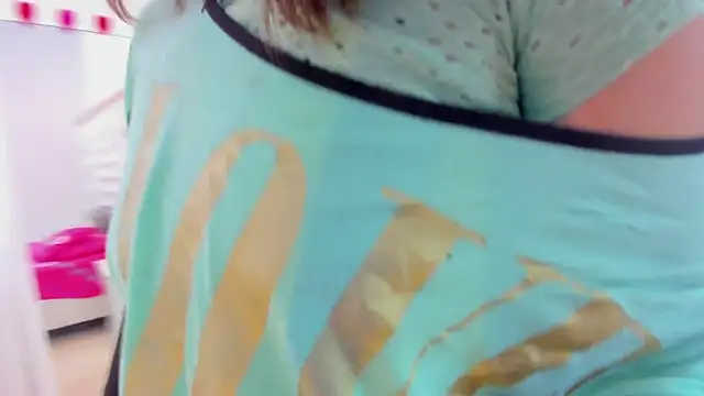 Snapshot of MiaQueen021 chatting on 03.13.25 MiaQueen021 online show from 03.13.25