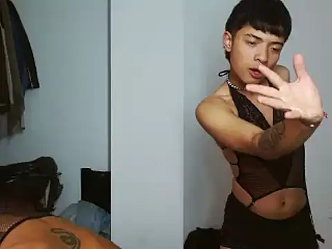 boysLittle online show from 01.09.25