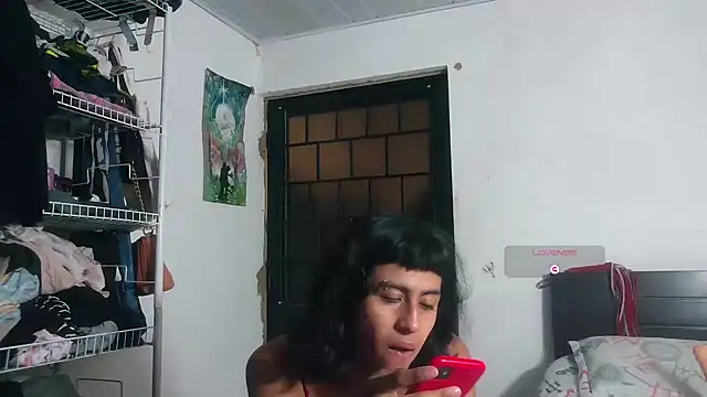 boysLittle online show from 03.10.26