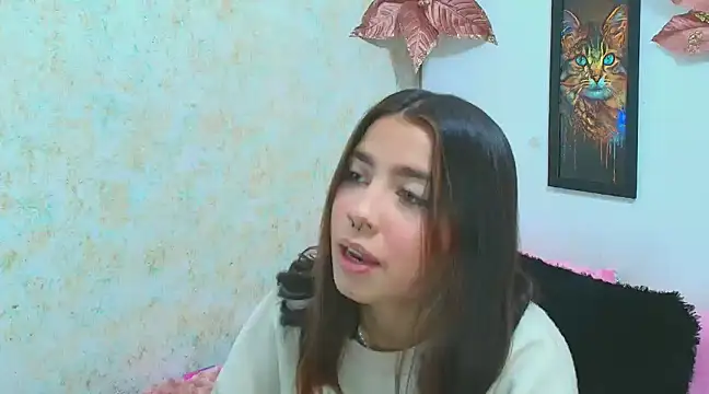 Rousse violett online show from 01.15.25