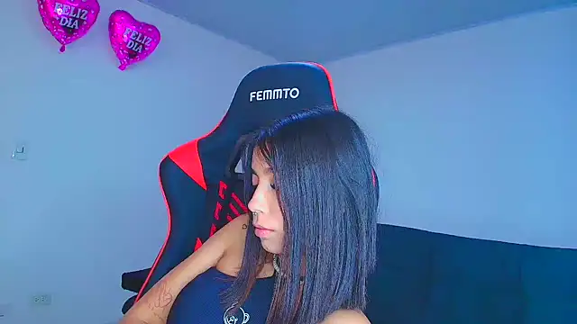 Rousse violett online show from 10.05.25