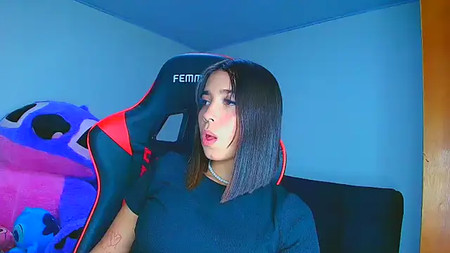 Rousse violett online show from 11.25.25