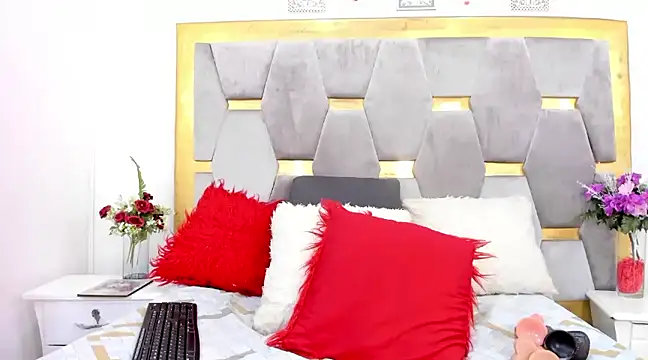 electrastunningx online show from 02.27.25