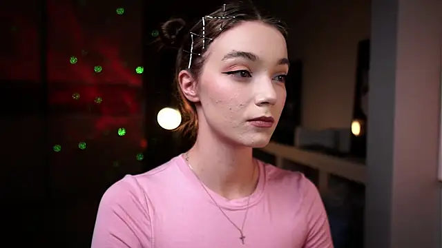 ileanacampbe online show from 11.12.25