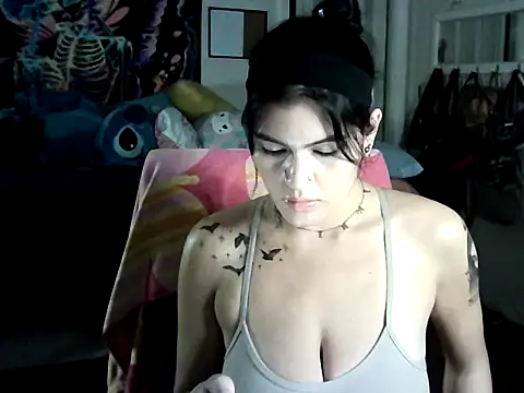 nikkikittyx3 online show from 02.08.25