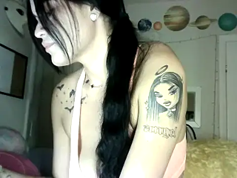 nikkikittyx3 online show from 03.19.25