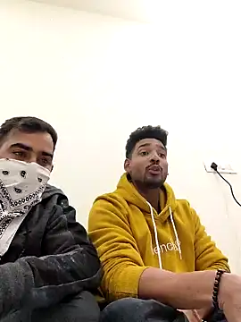 13lusty online show from 01.30.25