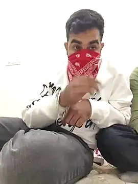 13lusty online show from 02.07.25