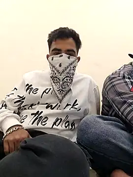 13lusty online show from 03.17.25