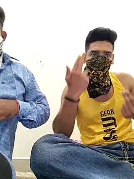 13lusty online show from 03.18.25