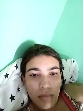 Snapshot of oliveira_k chatting on 04.26.26 oliveira k online show from 04.26.26
