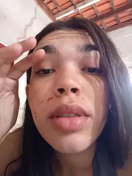 Snapshot of oliveira_k chatting on 04.29.26 oliveira k online show from 04.29.26