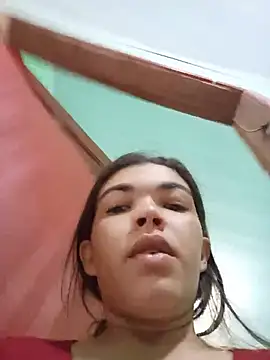 Snapshot of oliveira_k chatting on 05.31.26 oliveira k online show from 05.31.26