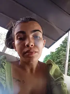 Snapshot of oliveira_k chatting on 07.28.26 oliveira k online show from 07.28.26