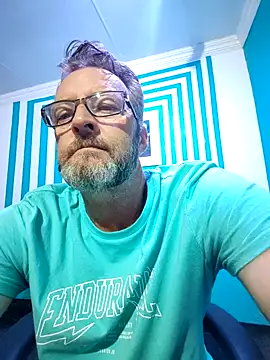 Snapshot of itsmeyes69 chatting on 02.24.25 itsmeyes69 online show from 02.24.25