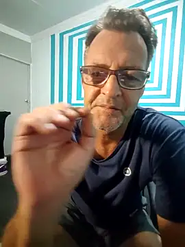 Snapshot of itsmeyes69 chatting on 03.06.25 itsmeyes69 online show from 03.06.25