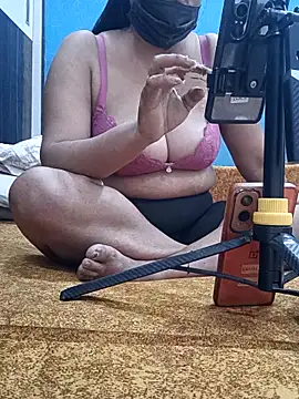 Snehalive online show from 04.17.26