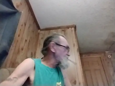 Snapshot of Aldick68 chatting on 02.11.25 Aldick68 online show from 02.11.25