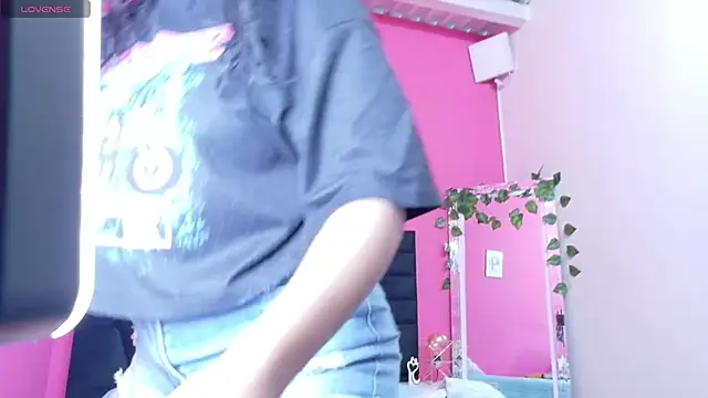 hotiergirl online show from 10.11.25