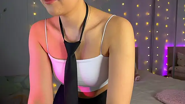 Mercedes Robinson online show from 01.27.25