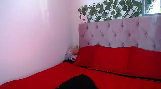 Karina KloudOne online show from 01.23.25