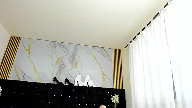 SalomeSimonz online show from 09.26.25