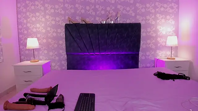 SalomeSimonz online show from 04.07.26