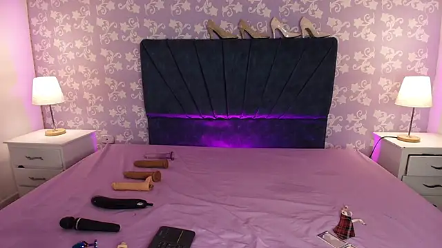 SalomeSimonz online show from 06.10.26