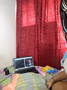 Snapshot of lunitasexy chatting on 02.28.25 lunitasexy online show from 02.28.25