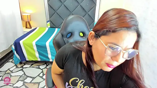 CamyMature online show from 02.10.25