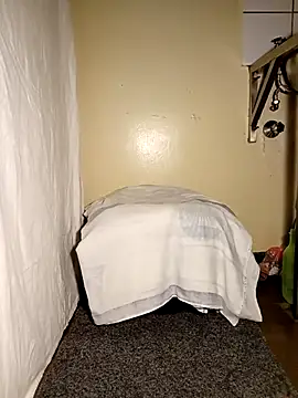 Snapshot of Dube501 chatting on 01.06.26 Dube501 online show from 01.06.26