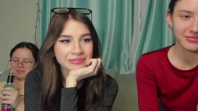 Snapshot of honey_love_honeyy chatting on 01.23.25 honey love honeyy online show from 01.23.25