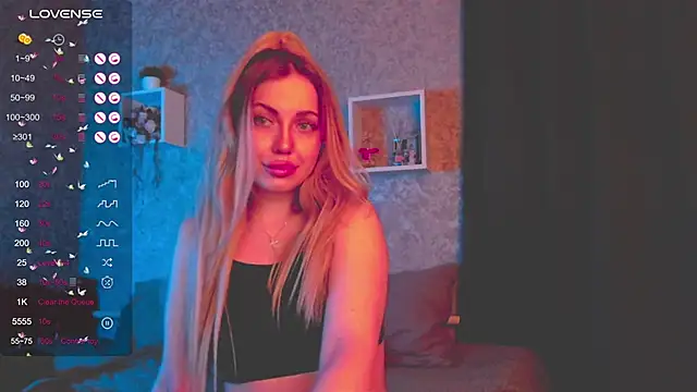 Mika Rayy online show from 01.15.25