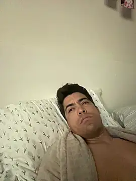 estremo06 online show from 03.08.26