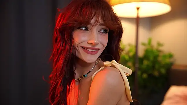 Snapshot of Lanais_Milana chatting on 02.10.25 Lanais Milana online show from 02.10.25