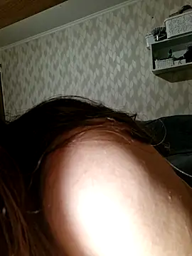 Melenka online show from 11.10.25