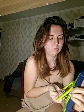 Melenka online show from 11.13.25