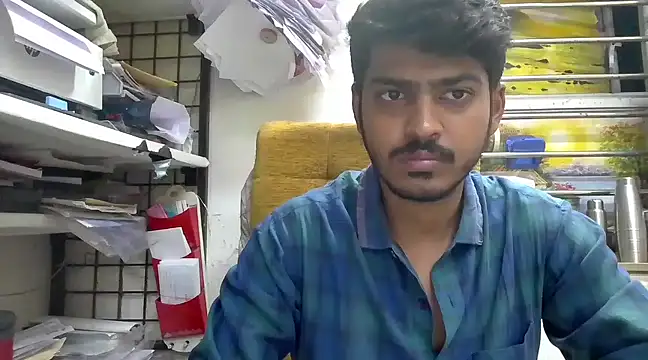 cute modell online show from 03.21.25