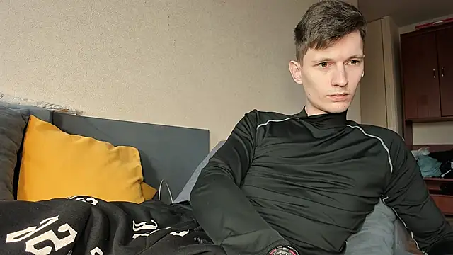 Snapshot of Kevin_Hornyyy chatting on 06.18.26 Kevin Hornyyy online show from 06.18.26