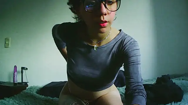 Snapshot of w4xxita chatting on 05.26.26 w4xxita online show from 05.26.26