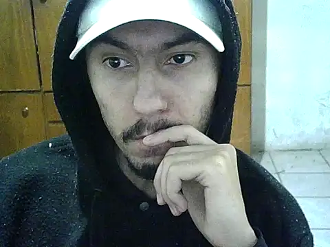 Snapshot of michel1520 chatting on 09.14.25 michel1520 online show from 09.14.25