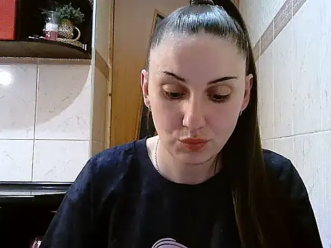 Snapshot of Yuliia30 chatting on 05.02.26 Yuliia30 online show from 05.02.26