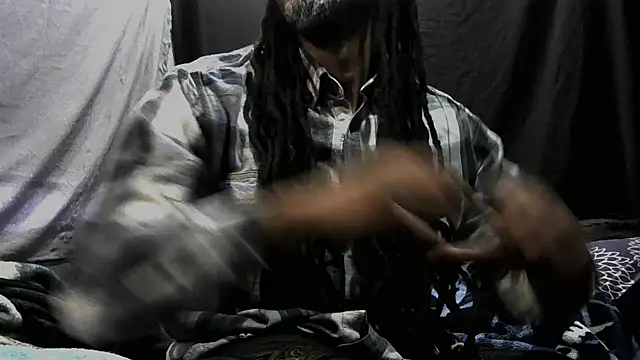 Snapshot of BBC_Dominates_BBW chatting on 01.22.25 BBC Dominates BBW online show from 01.22.25