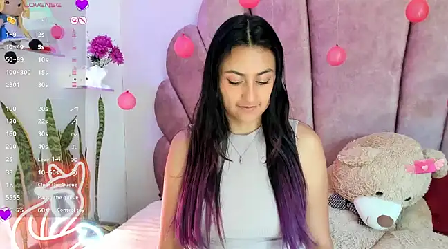 Snapshot of sweetfoxy_17 chatting on 02.12.25 sweetfoxy 17 online show from 02.12.25