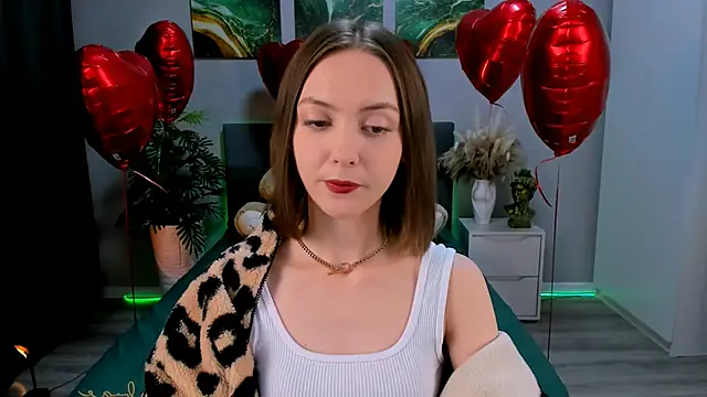 Snapshot of JesssWalker chatting on 02.14.25 JesssWalker online show from 02.14.25